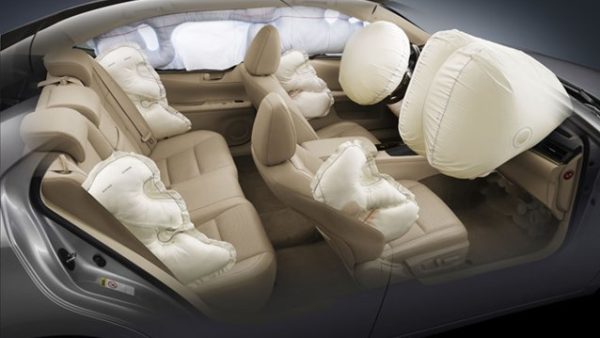 VinFast VF7